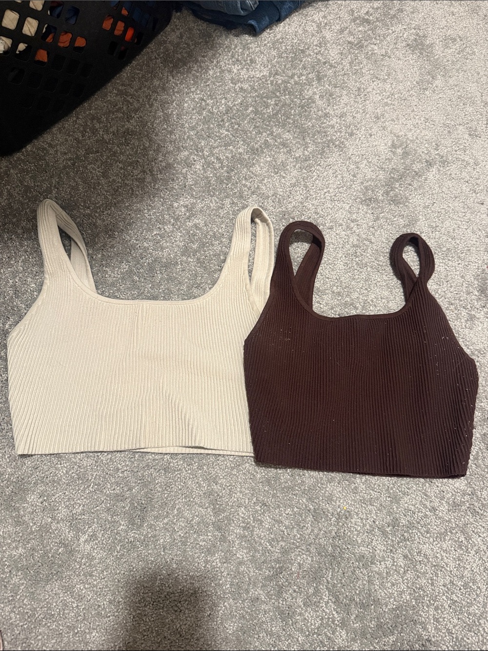 Aritzia babaton crop tanks, SET OF TWO AS IS